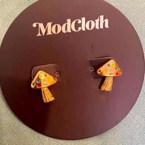 ModCloth Quirky Fun Gold w Colorful Accents Mushroom Stud Earrings UNWORN NWT